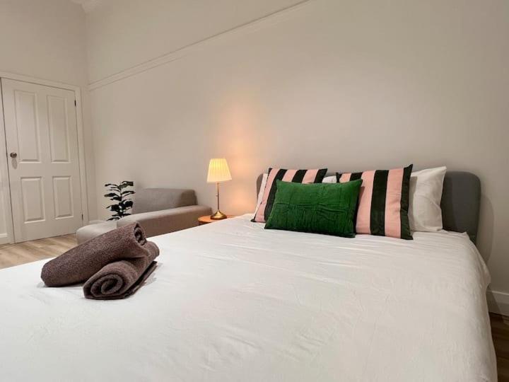 Charming Central Unit In Authentic Building Sydney Exterior photo